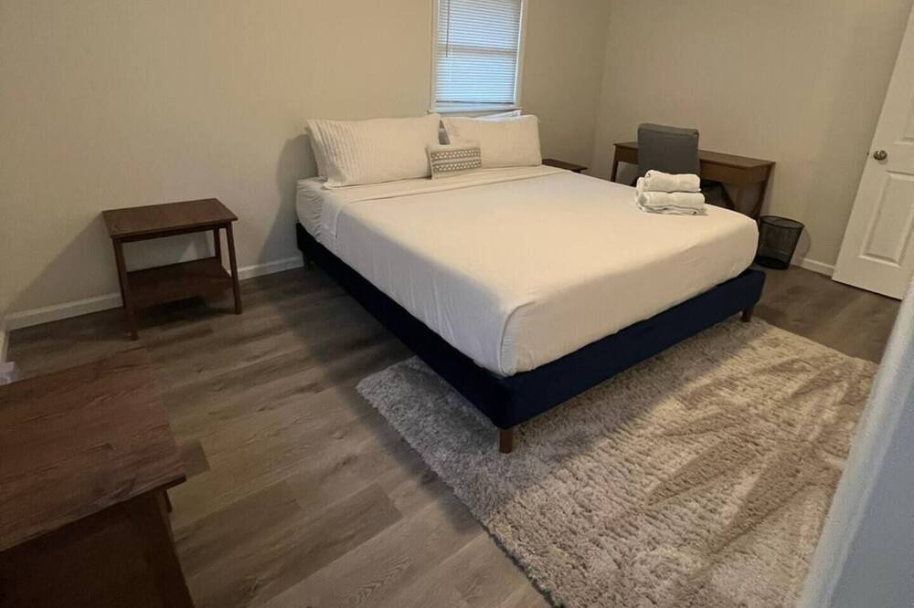 Photo of Bedroom in Springboro