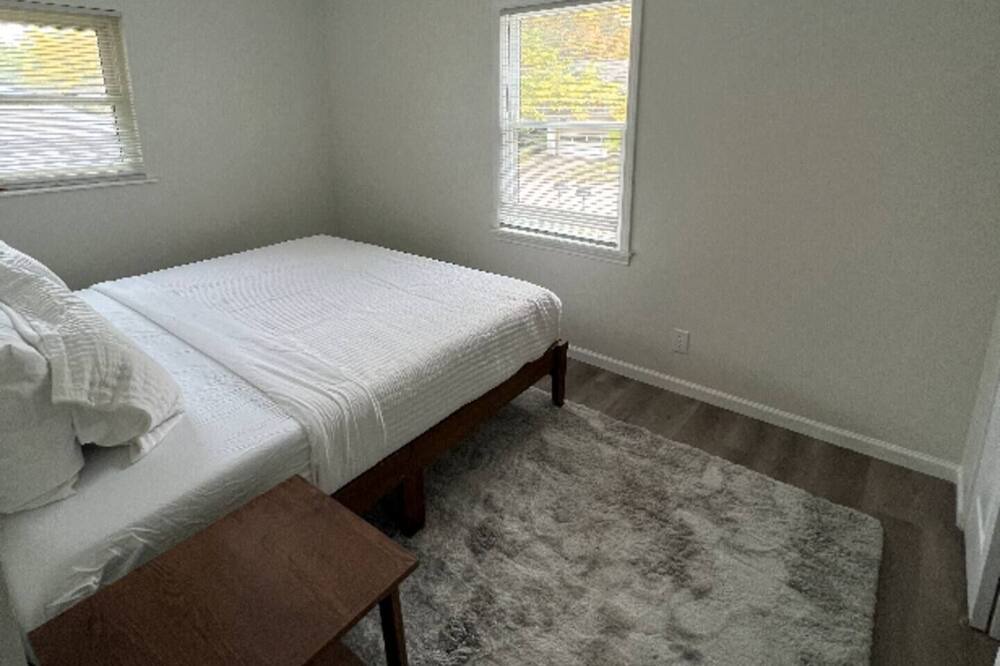Photo of Bedroom in Springboro