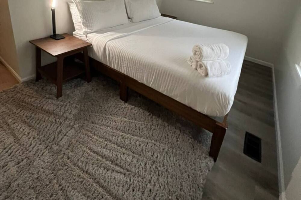 Photo of Bedroom in Springboro