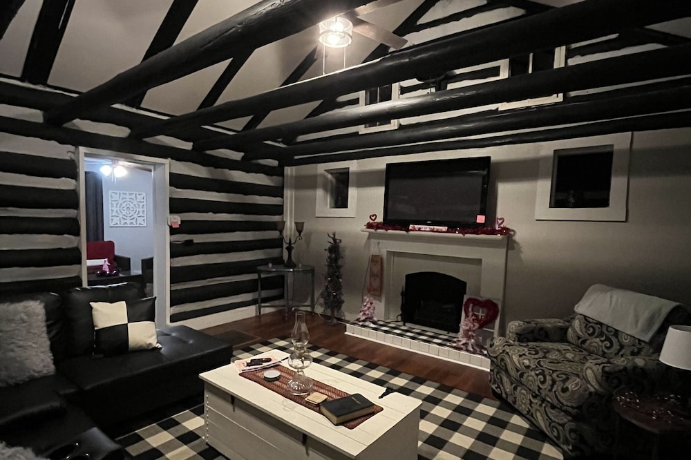 Photo of Bedroom in Pennington Gap