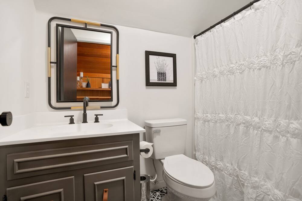 Photo of Bathroom in Leicester