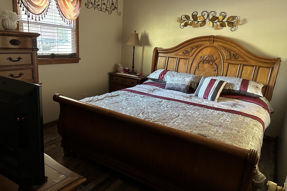 Photo of Bedroom in Newtown