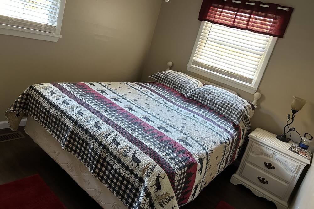 Photo of Bedroom in Newtown