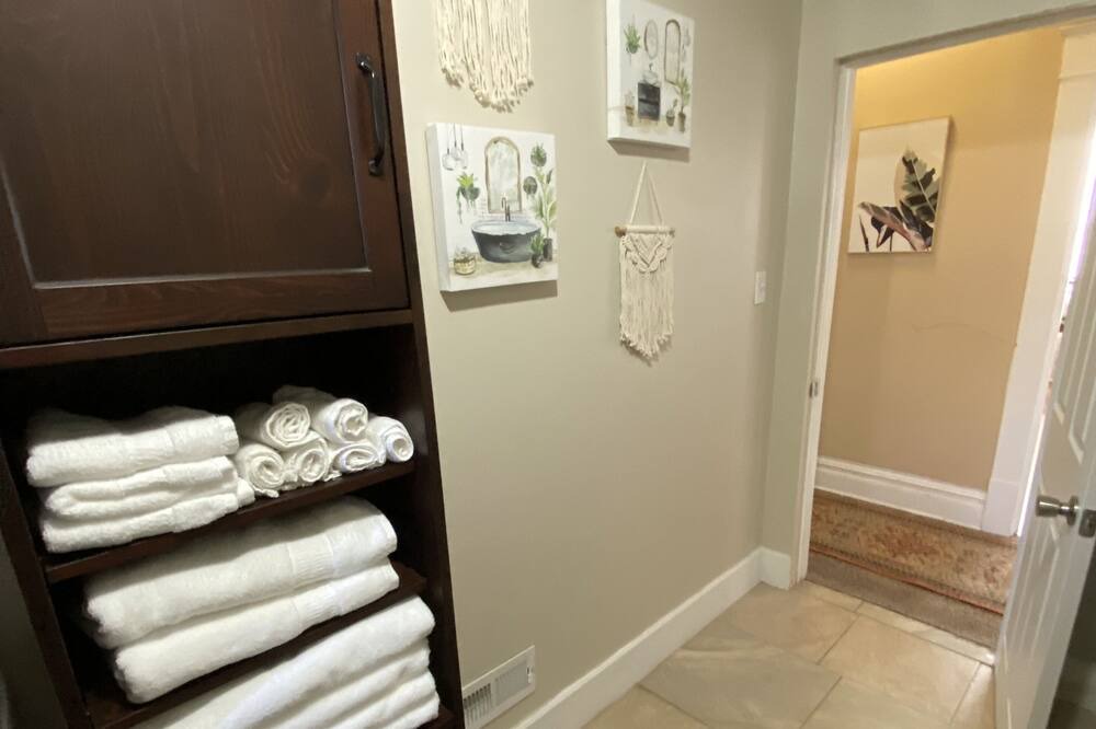 Photo of Bathroom in Ashland