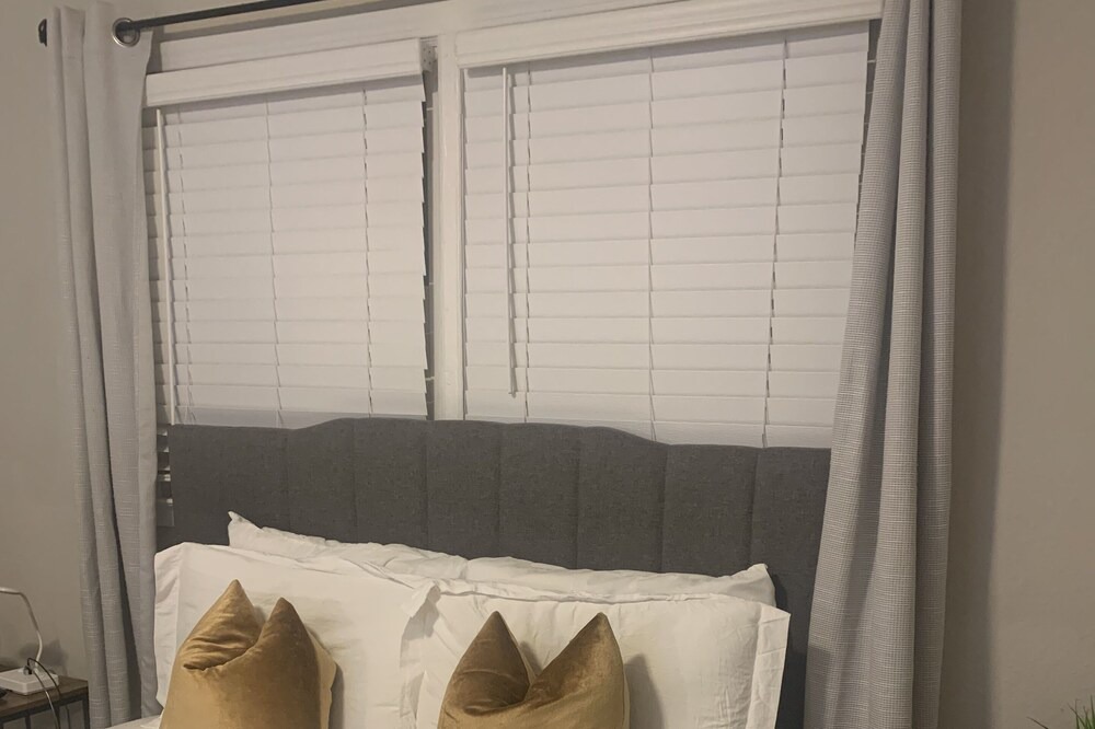 Photo of Bedroom in Villa Heights