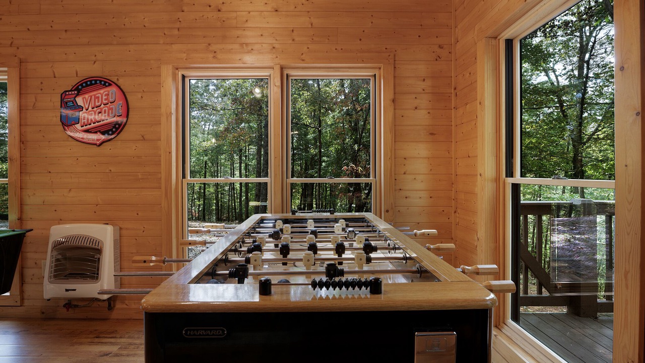 Photo of Bedroom in Cherry Log