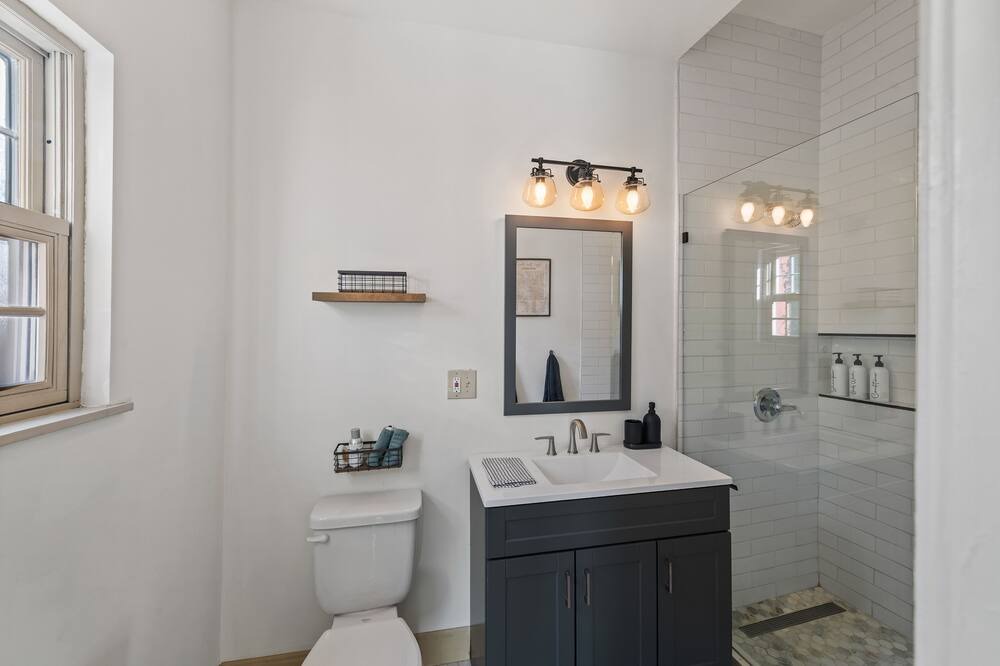 Photo of Bathroom in CUF