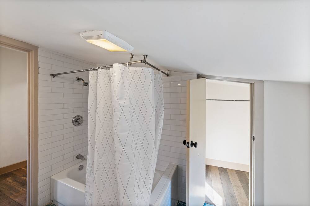 Photo of Bathroom in CUF