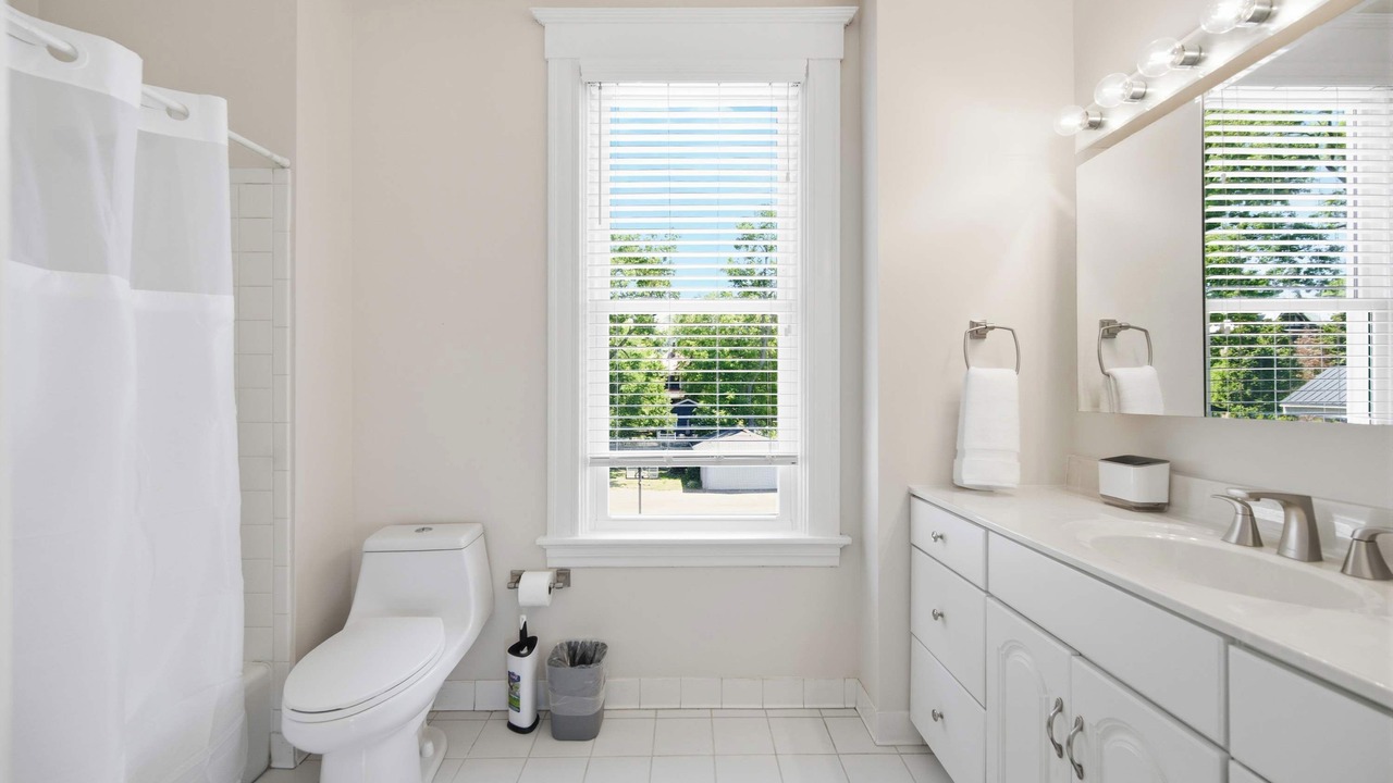 Photo of Bathroom in Hyde Park