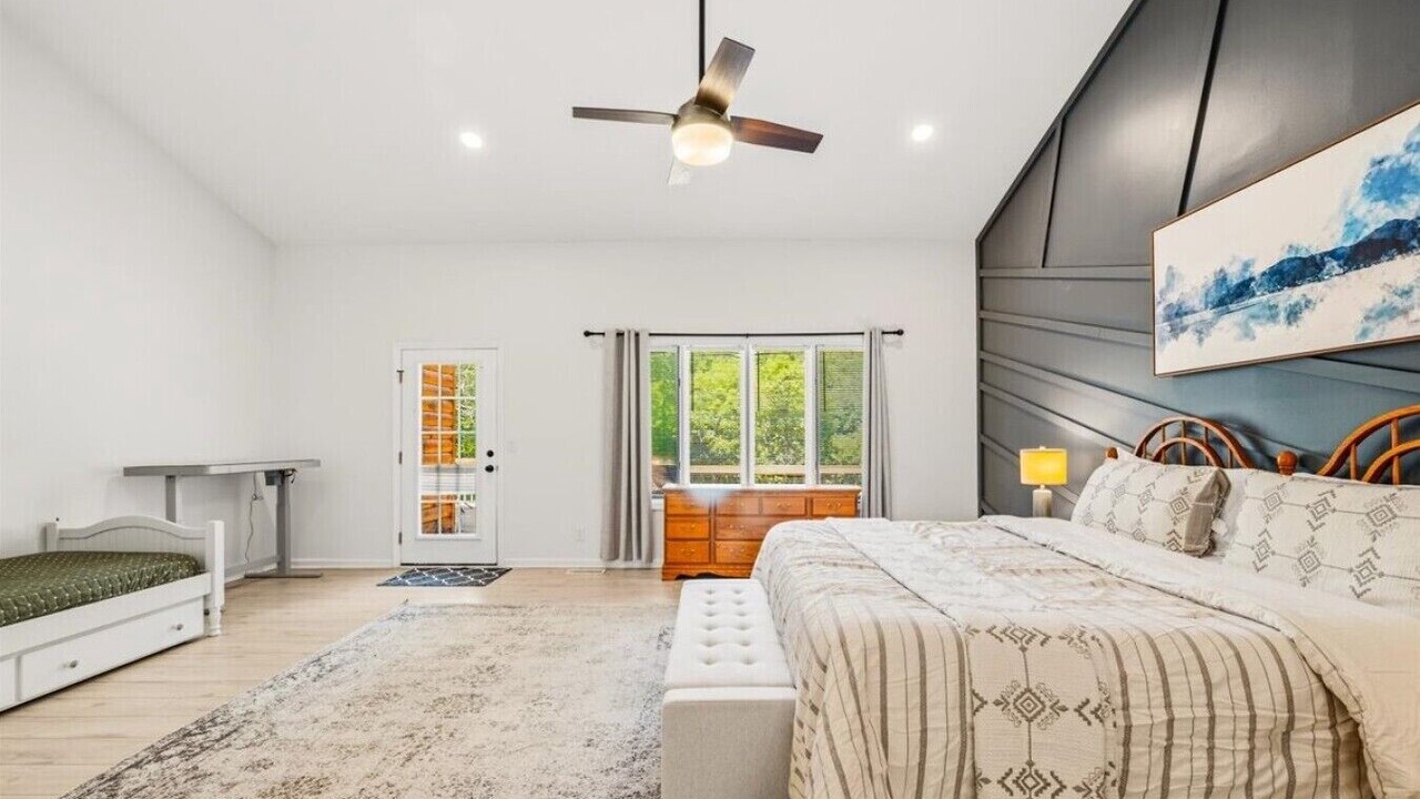 Photo of Bedroom in La Follette