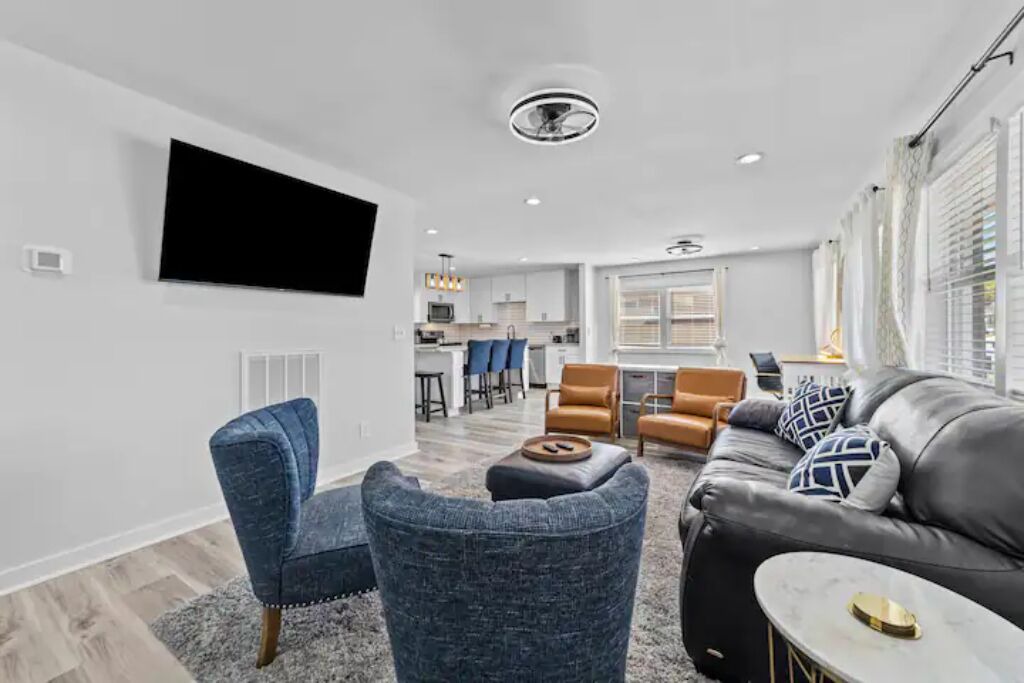 Photo of Livingroom in Greensboro