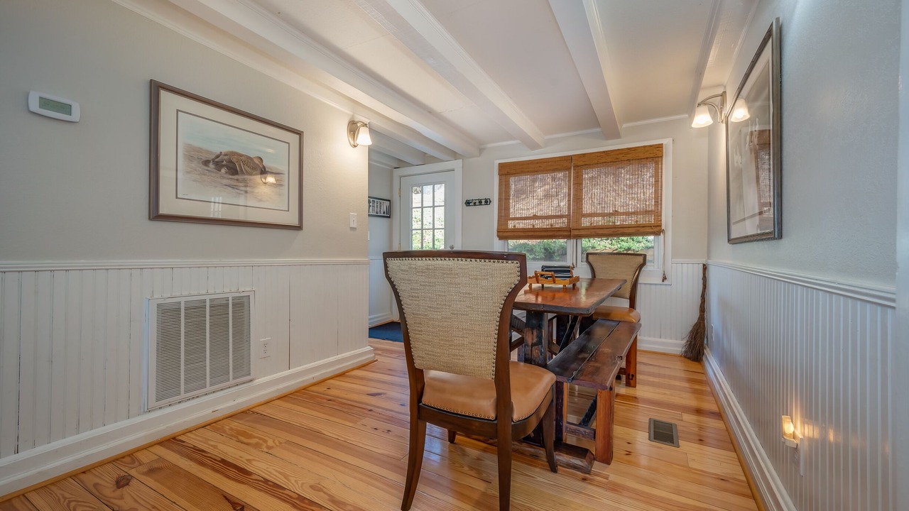 Photo of Livingroom in Lake Lure