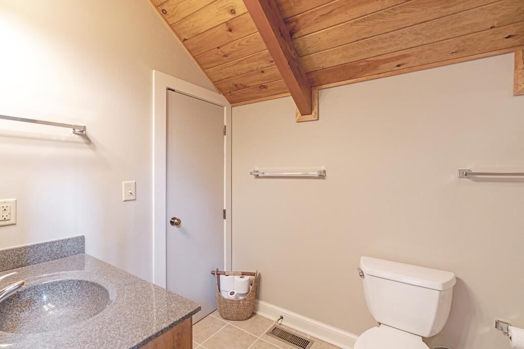 Photo of Bathroom in Foscoe