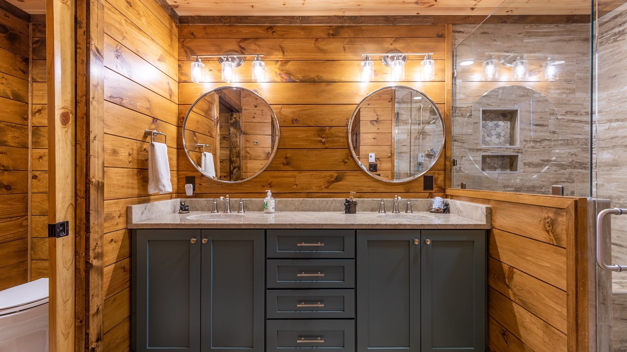 Photo of Bathroom in Boone
