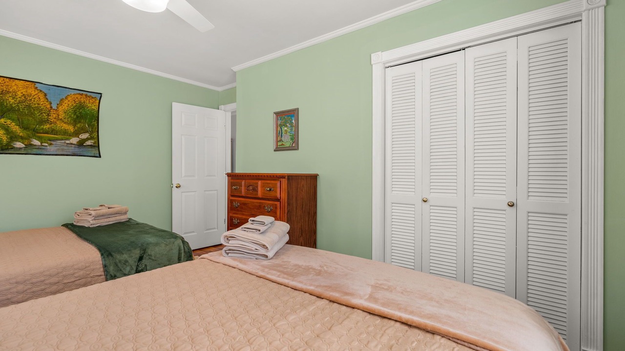 Photo of Bedroom in Weaverville