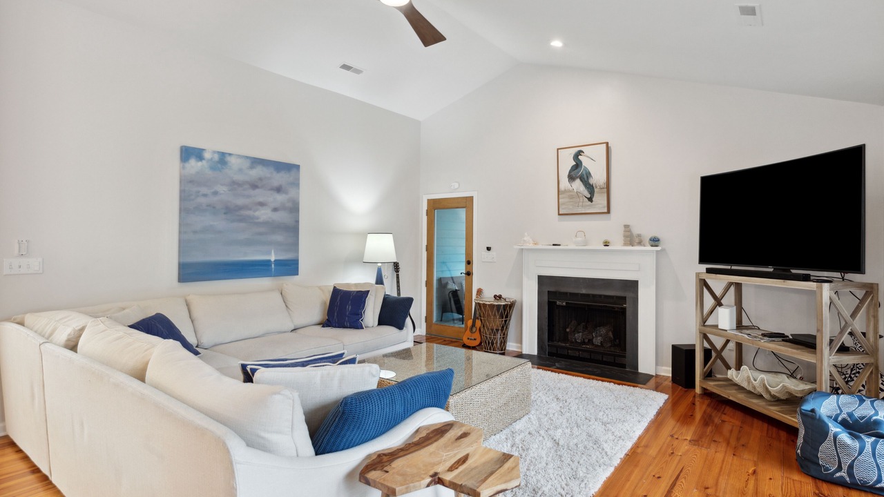Photo of Livingroom in Sunset Point