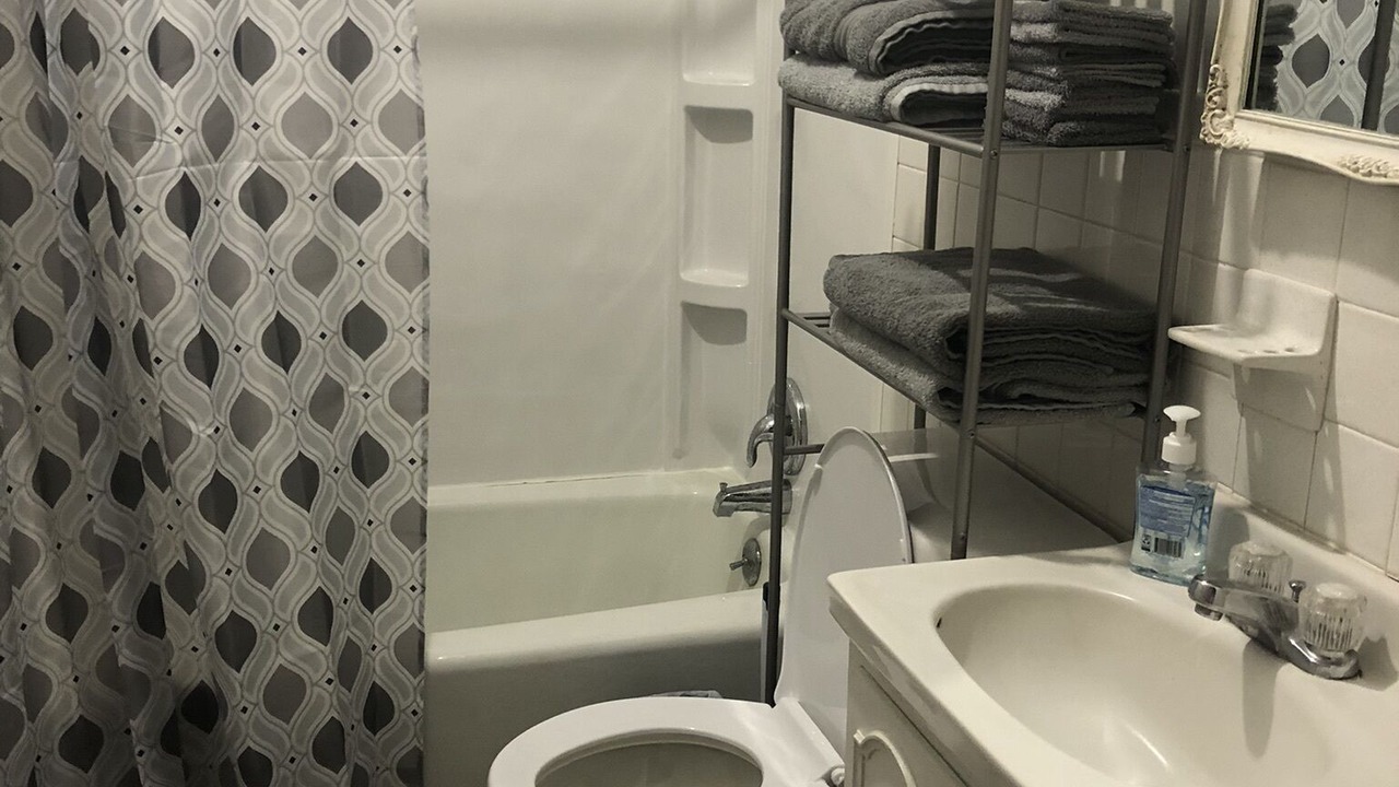 Photo of Bathroom in Cunningham