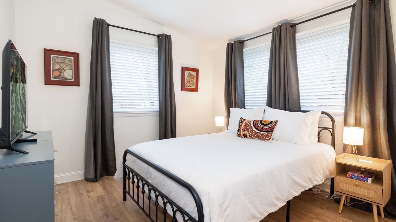 Photo of Bedroom in Sunset View