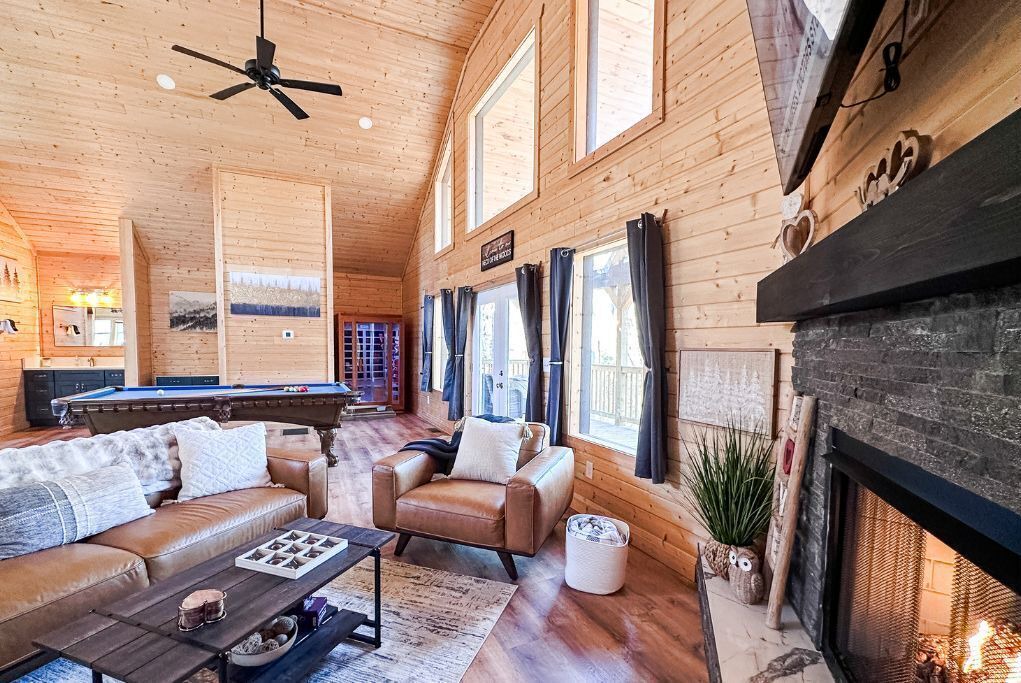 Photo of Livingroom in Cleveland