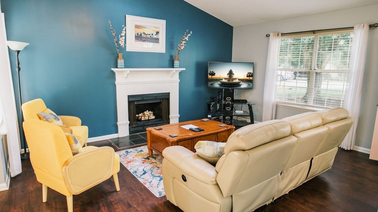 Photo of Livingroom in Mount Pleasant