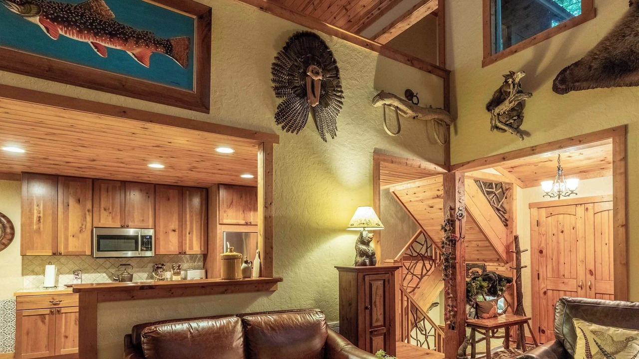 Photo of Livingroom in Cashiers
