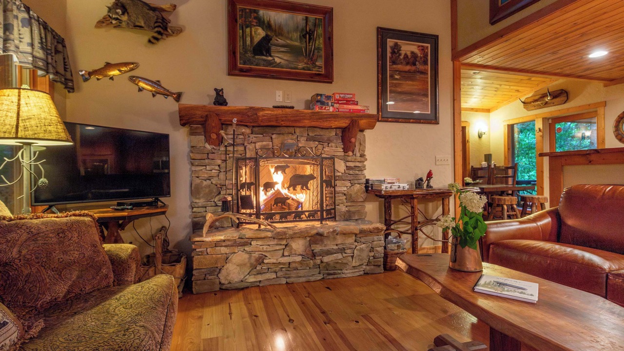 Photo of Livingroom in Cashiers