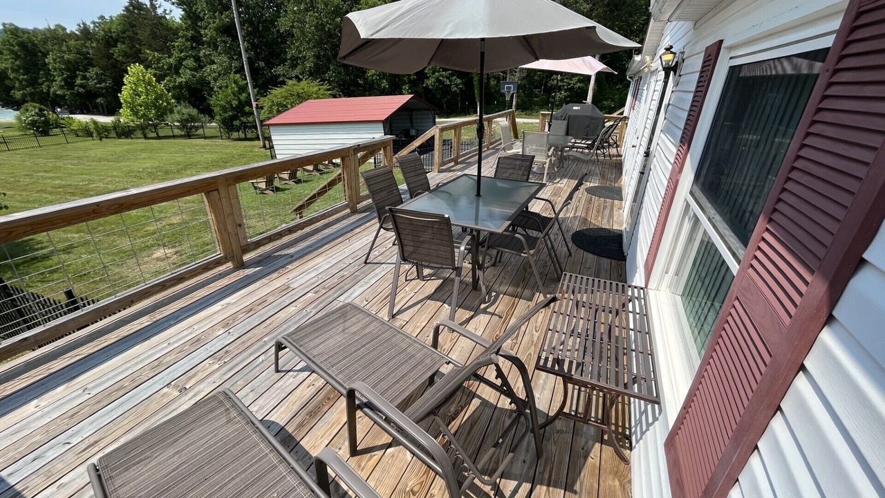 Photo of Outdoor in Sharps Chapel