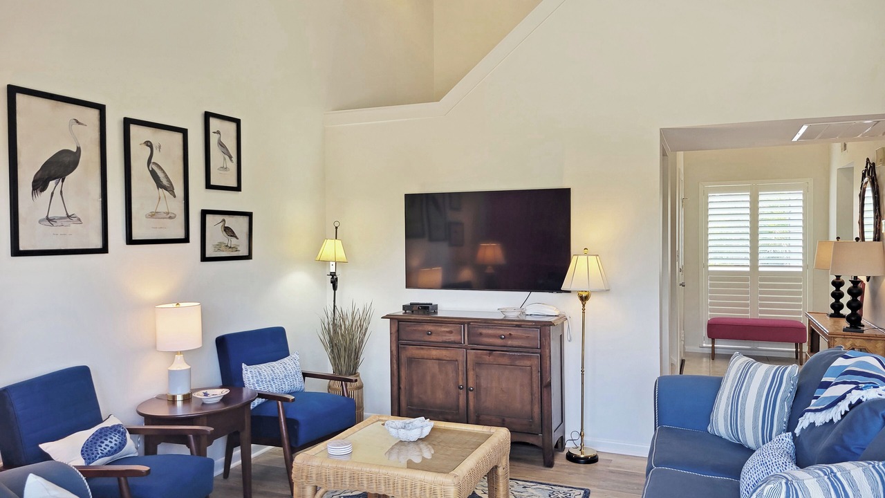 Photo of Livingroom in Litchfield by the Sea