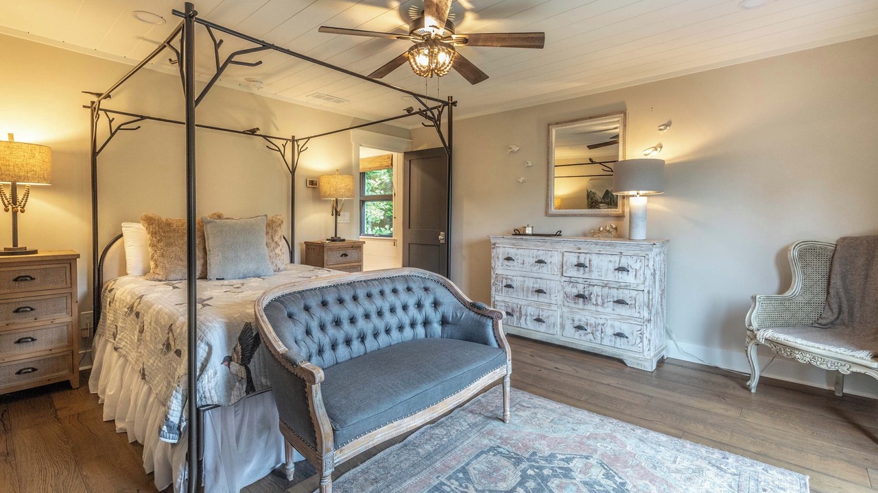 Photo of Bedroom in Cullowhee