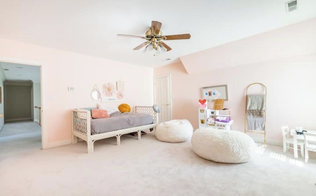 Photo of Bedroom in St. Matthews