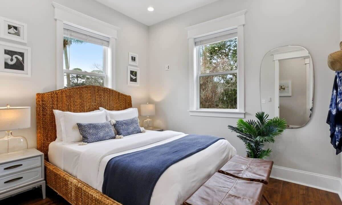 Photo of Bedroom in Whitemarsh Island