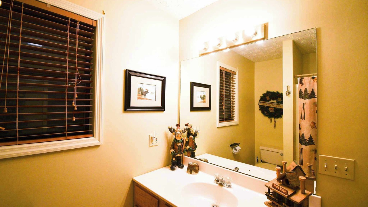 Photo of Bathroom in Chalet Village North