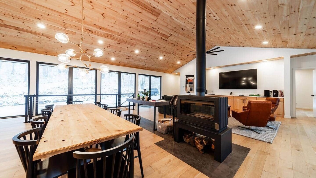 Photo of Livingroom in Davis