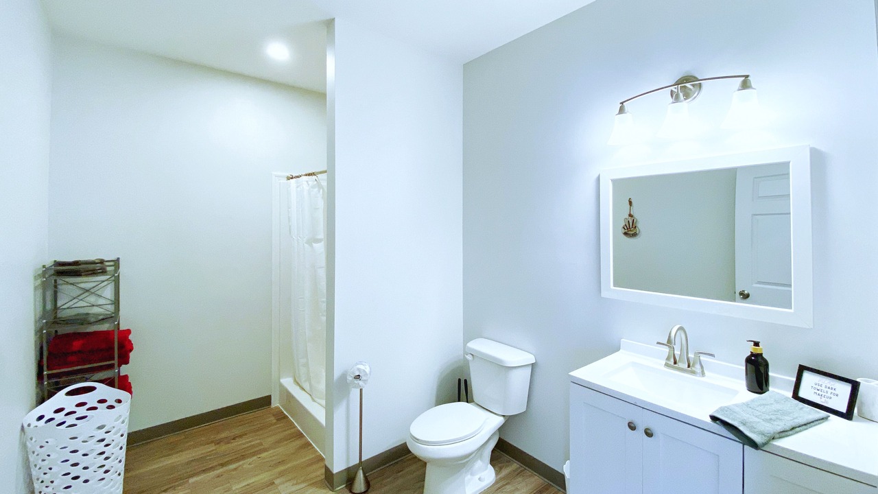Photo of Bathroom in Maxwell