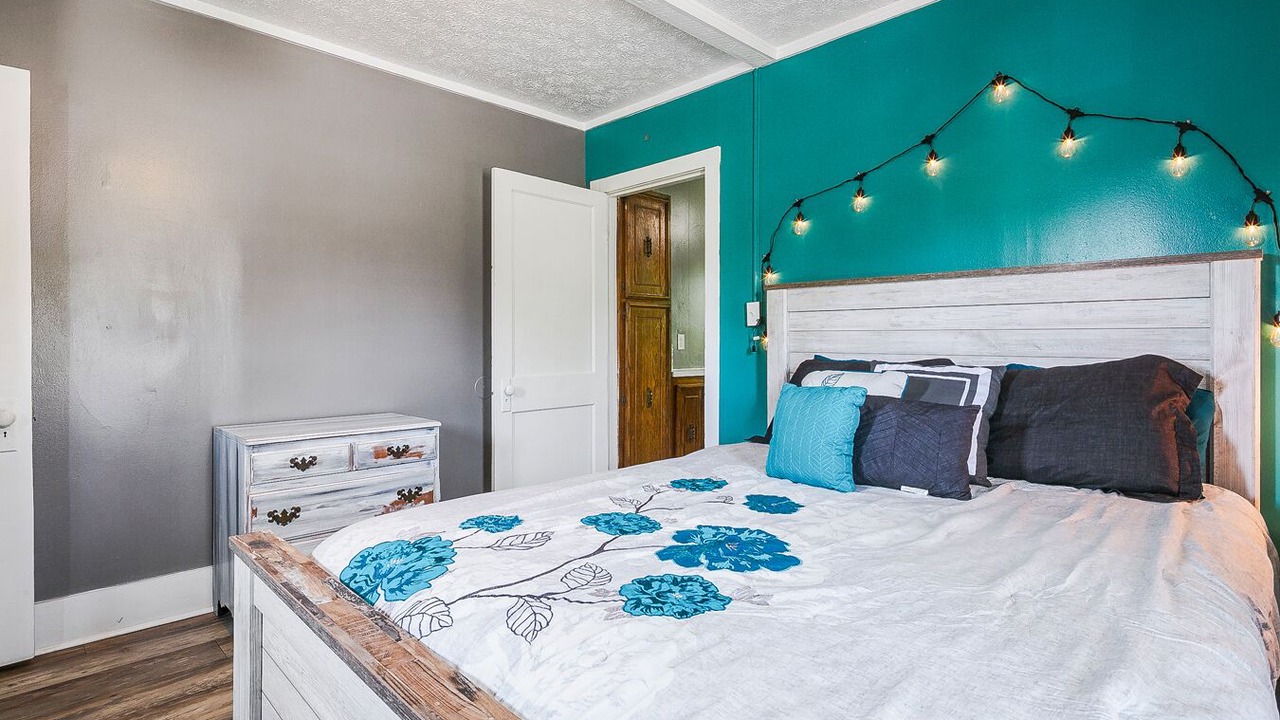 Photo of Bedroom in Shelby Park