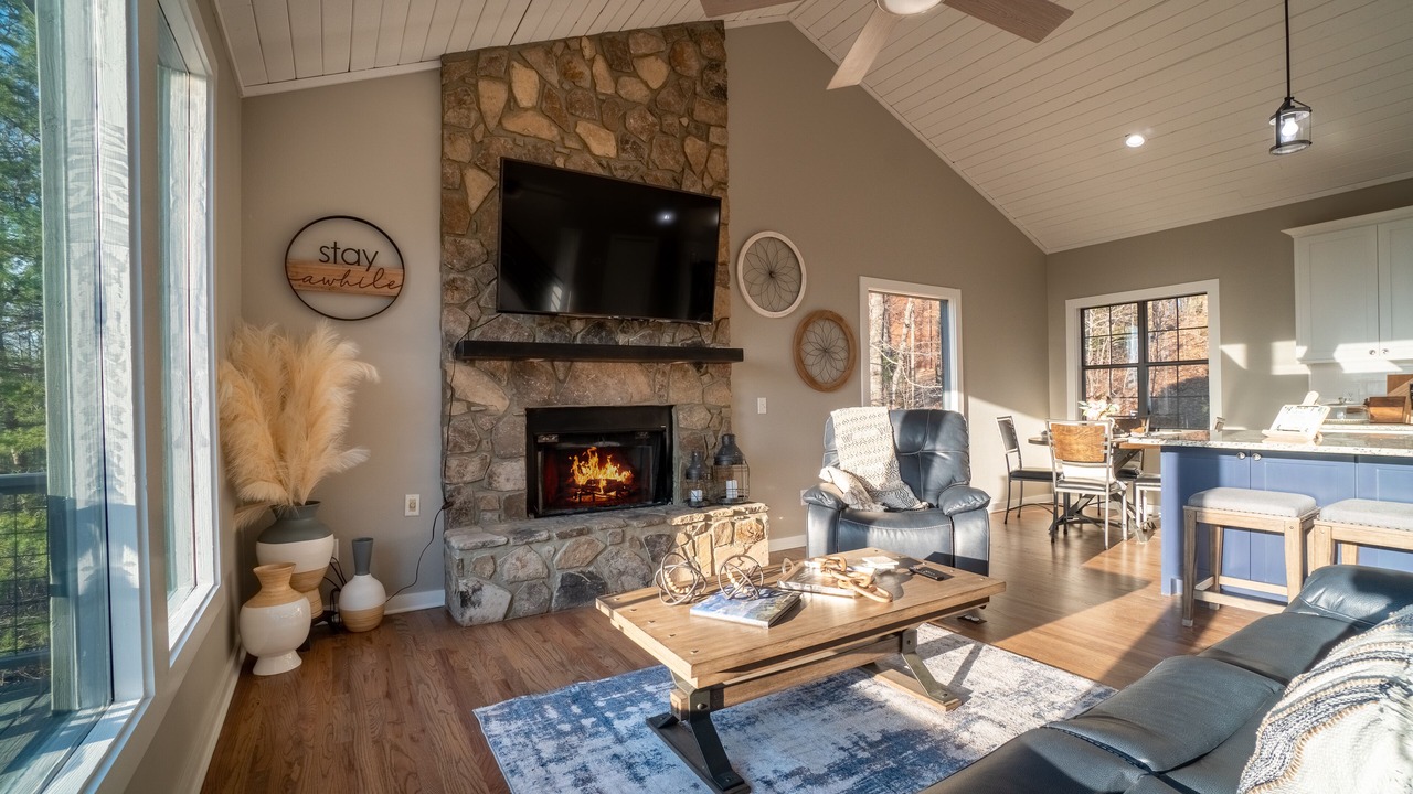 Photo of Livingroom in Helen