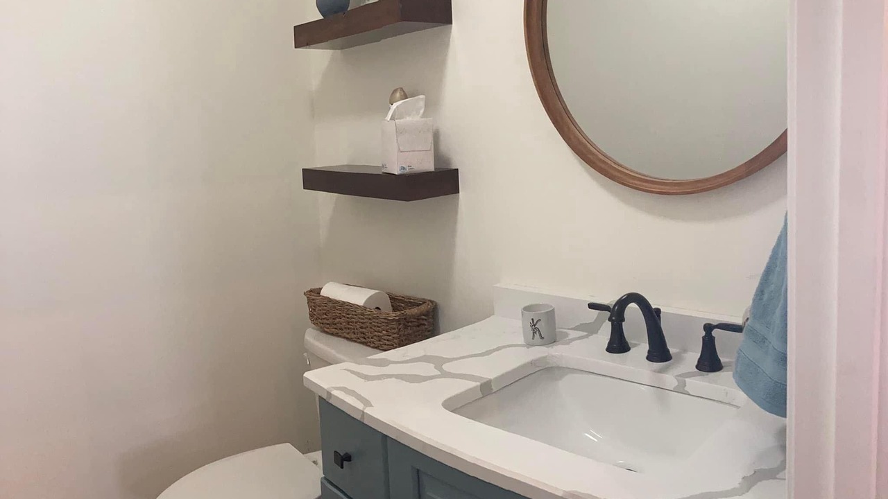 Photo of Bathroom in Byrdstown