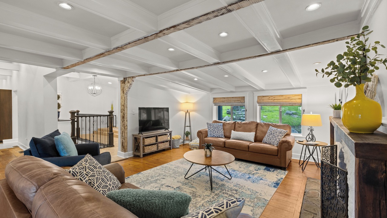 Photo of Livingroom in Chattanooga