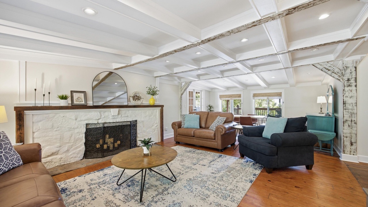 Photo of Livingroom in Chattanooga