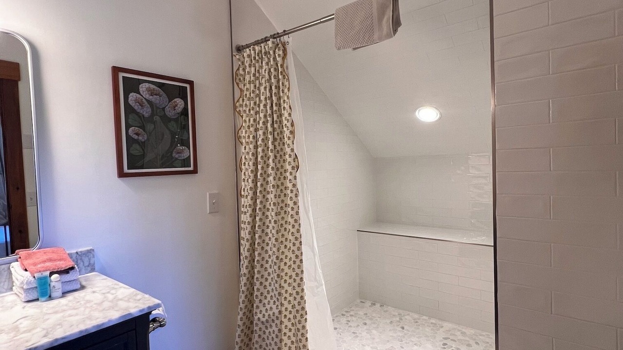 Photo of Bathroom in Valle Crucis