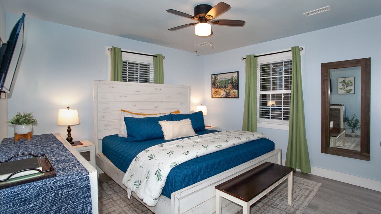 Photo of Bedroom in Knoxville