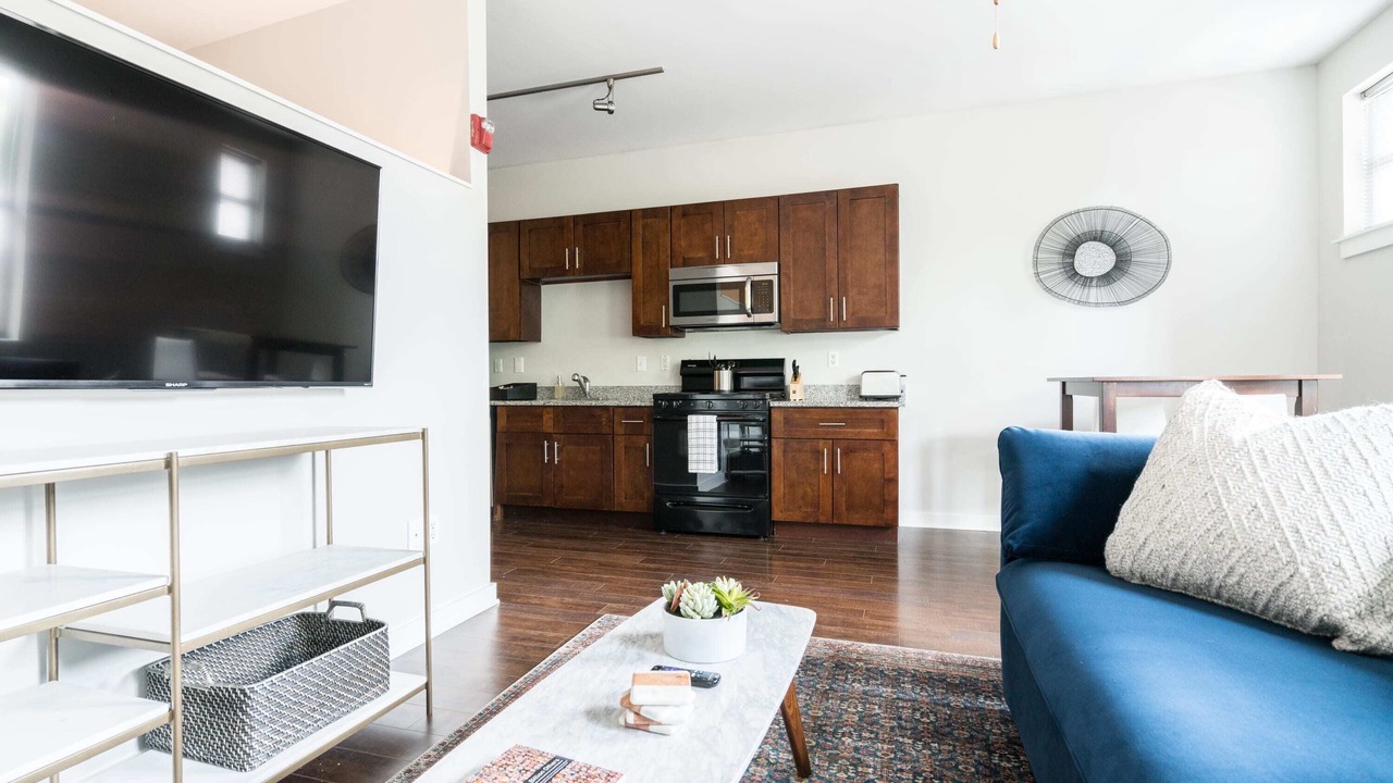 Photo of Livingroom in Music Row