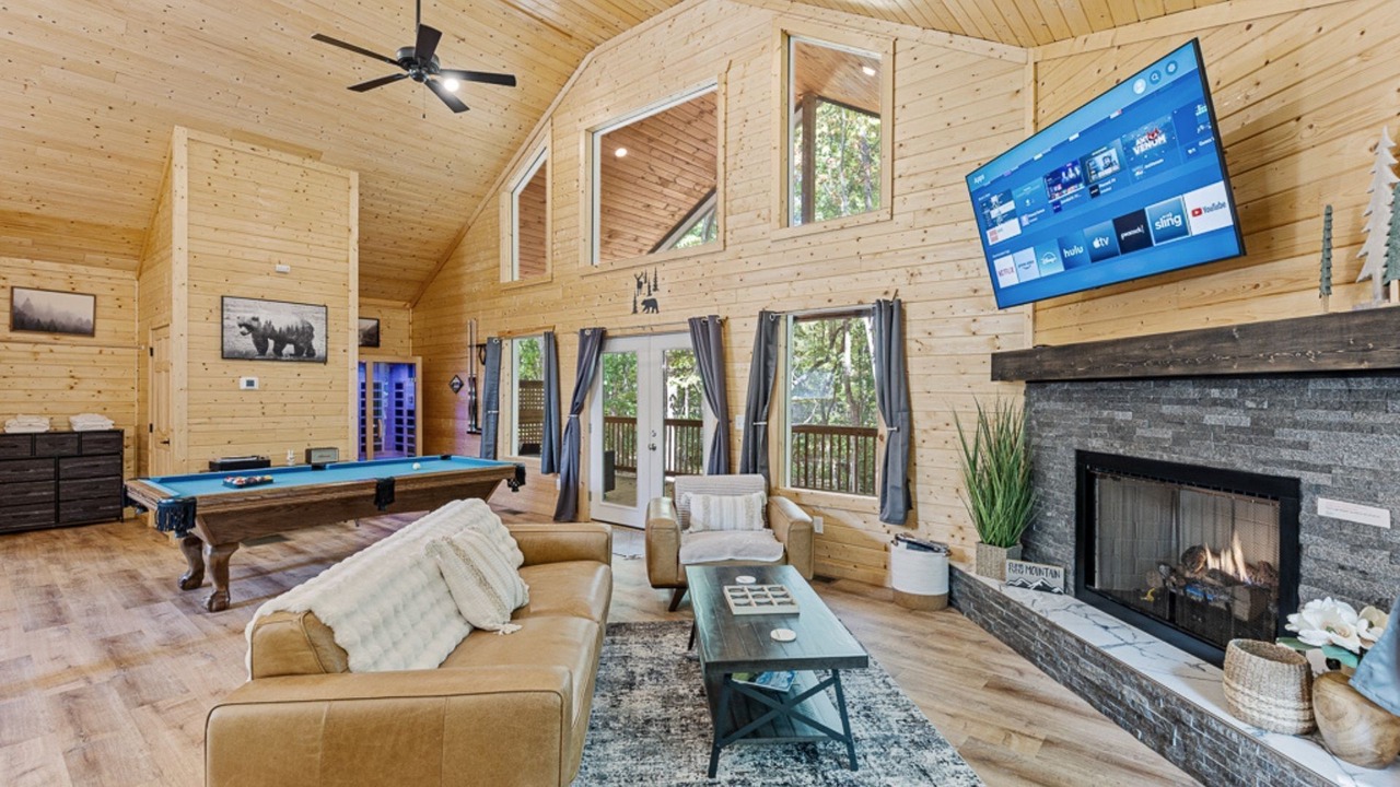 Photo of Livingroom in Cleveland