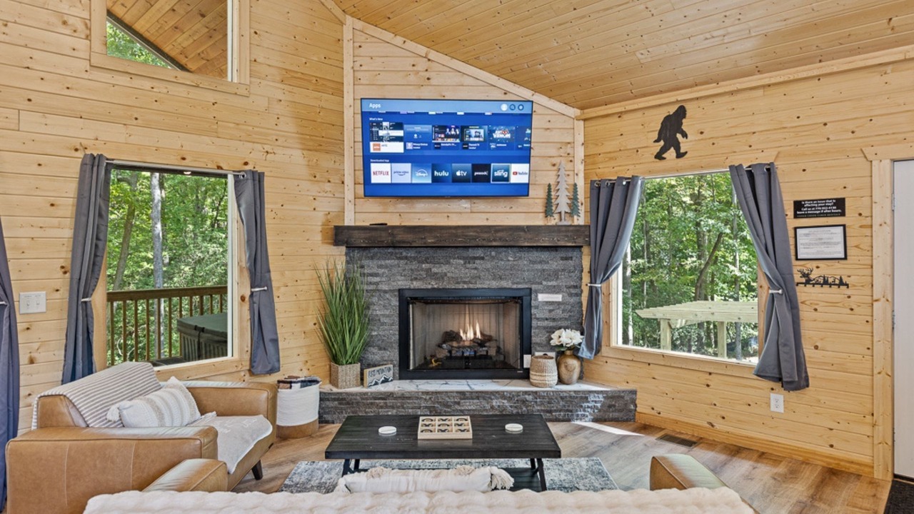 Photo of Livingroom in Cleveland