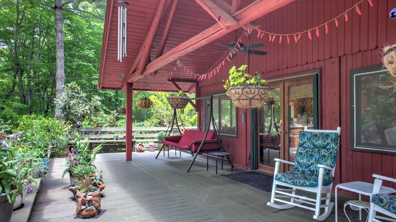 Photo of Others in Weaverville