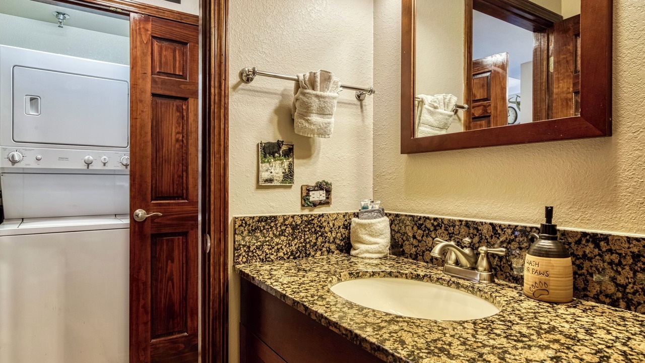 Photo of Bathroom in Pigeon Forge