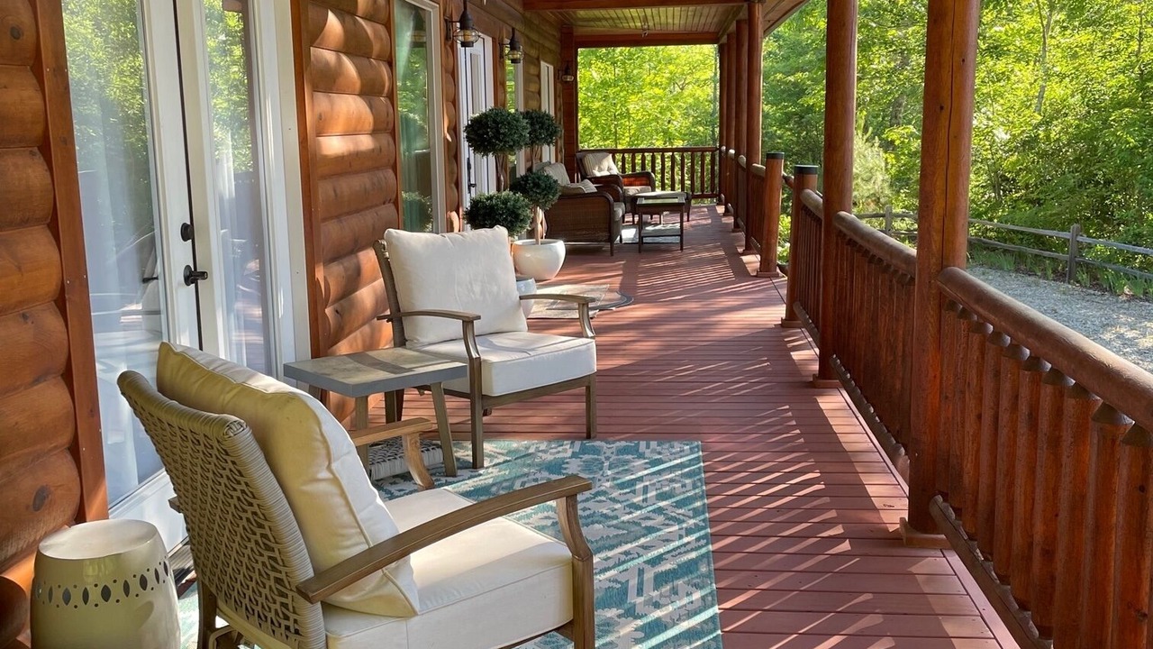 Photo of Patio Balcony in Almond