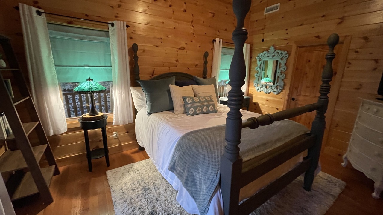 Photo of Bedroom in Almond