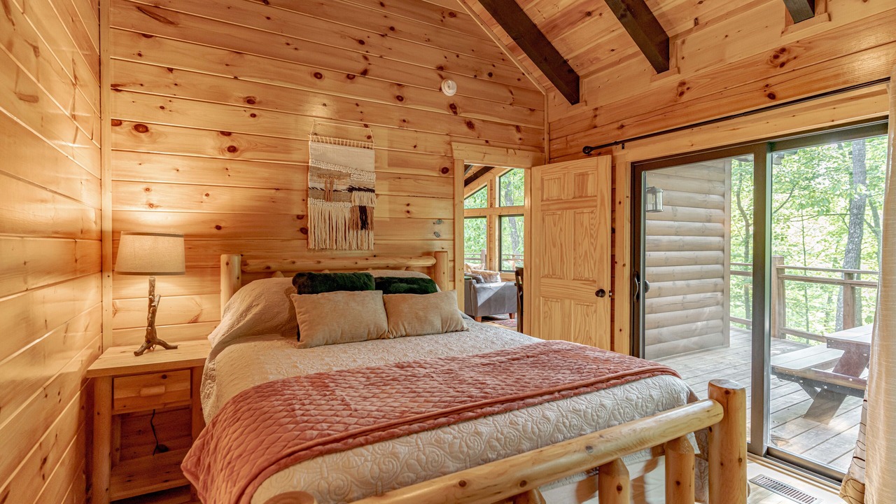 Photo of Bedroom in Rogers