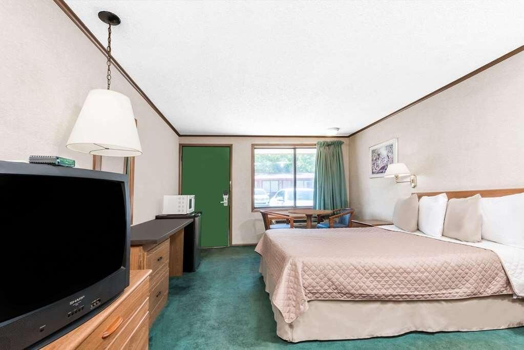 Photo of Others in Summit